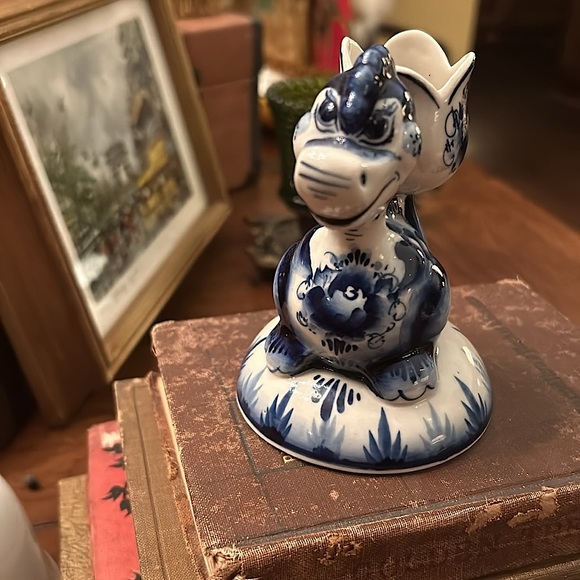 Gzhel Porcelain Blue and White Dragon Candle Holder - Picture 4 of 7